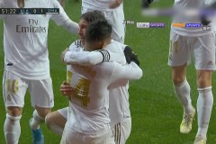 马竞一球小胜登顶积分榜，球员英勇表现铸就防守至上荣耀